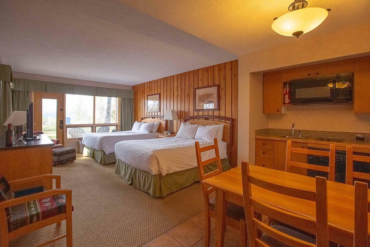 Hotel Fairmont Hot Springs Resort 4*